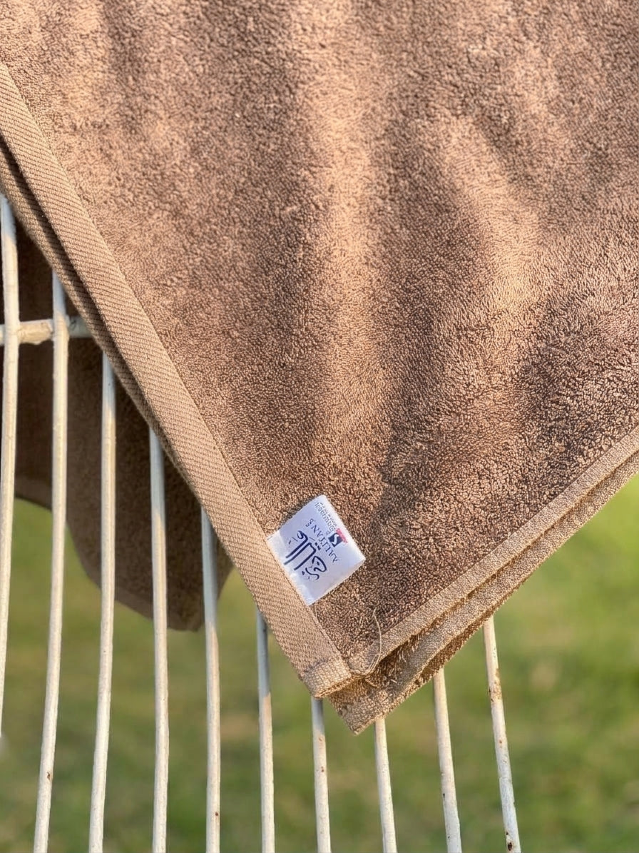 Beige | Aaliyan's Signature Bath Towel